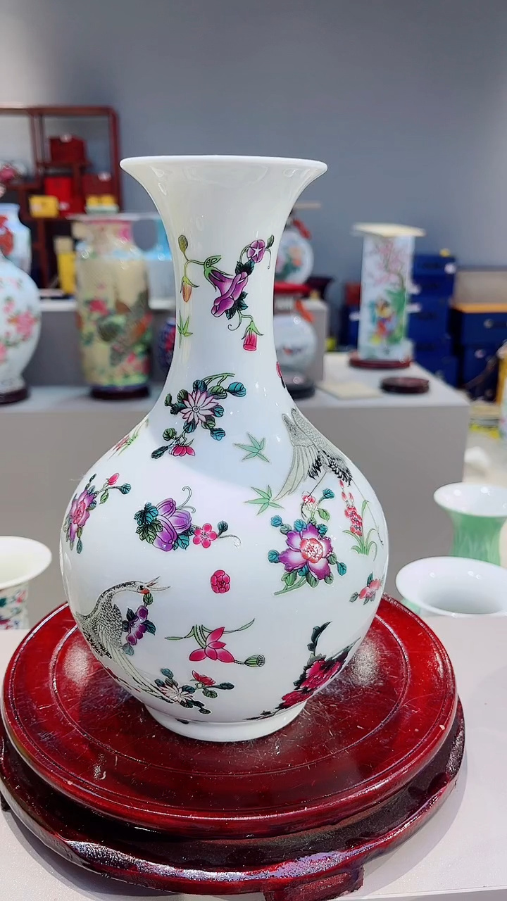 摆件景德镇陶瓷夜光釉仙鹤赏瓶