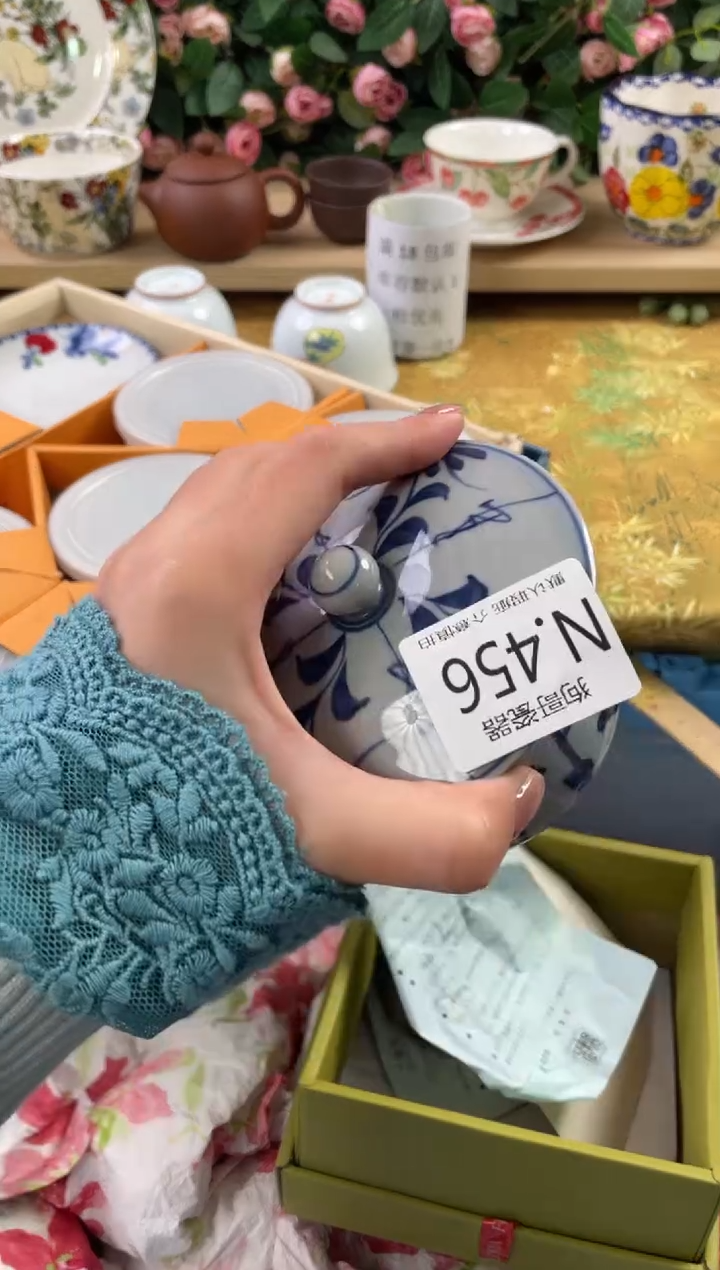 瓷片芳456狗哥瓷器直播间111