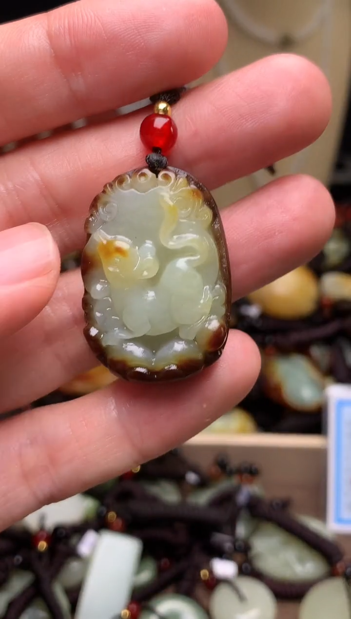 颈饰未镶嵌和田玉新疆料青海料清水和田玉吊坠