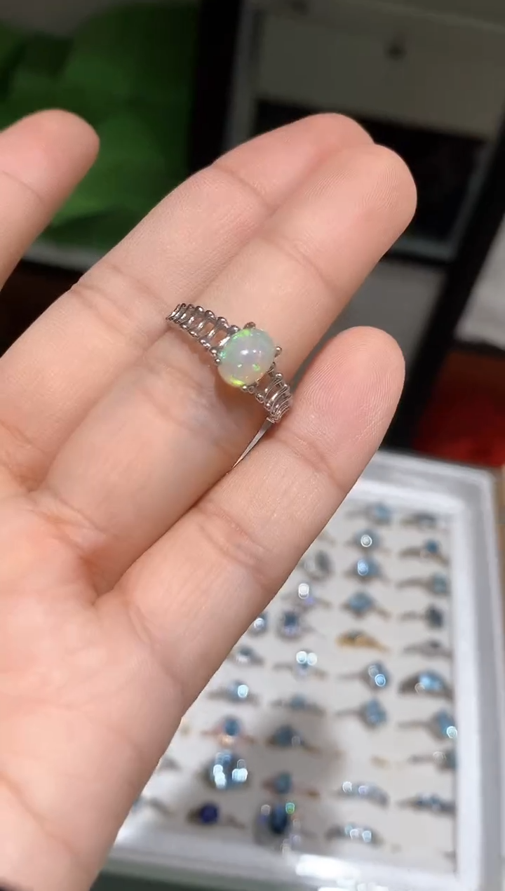 银S925镶嵌欧泊戒指戒指