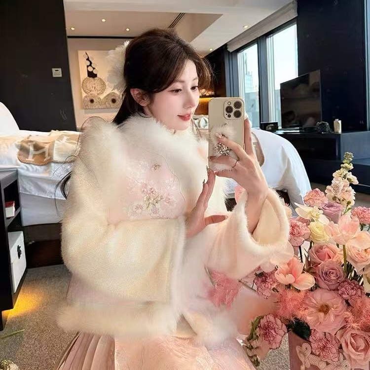 粉桃冬雪 新中式马甲女新款打底衫半裙套装