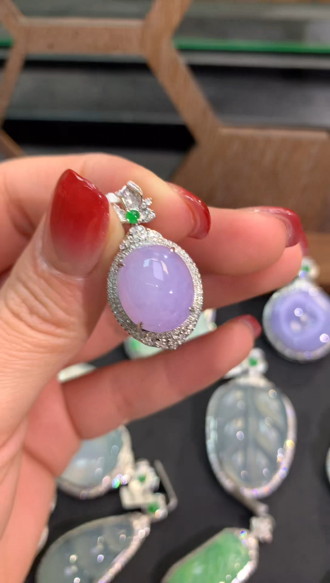 【闪购商品】翡翠吊坠(不含链)18K金镶嵌吊坠