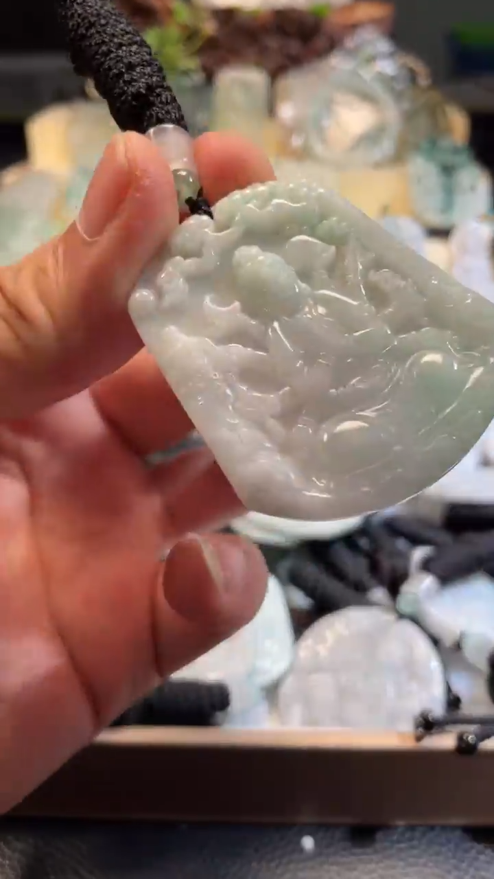 颈饰未镶嵌翡翠10/23/009