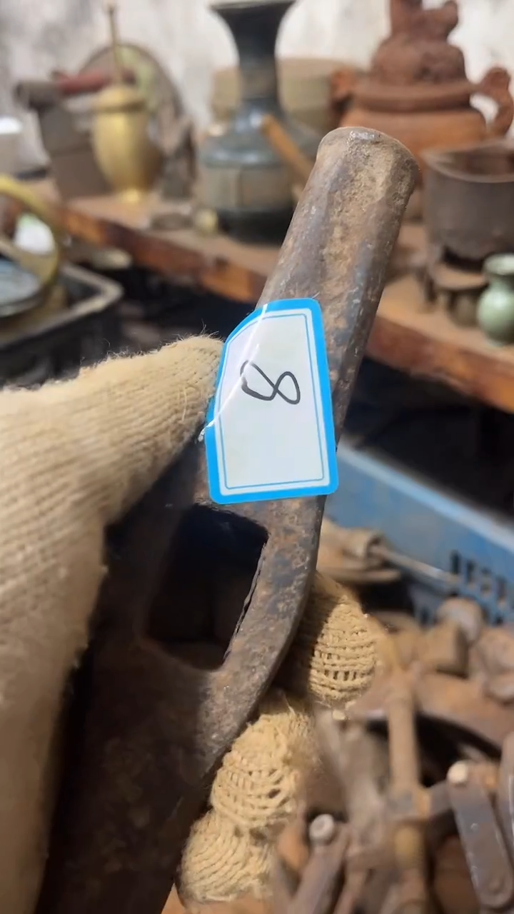 芜****发隆江直播新人带货