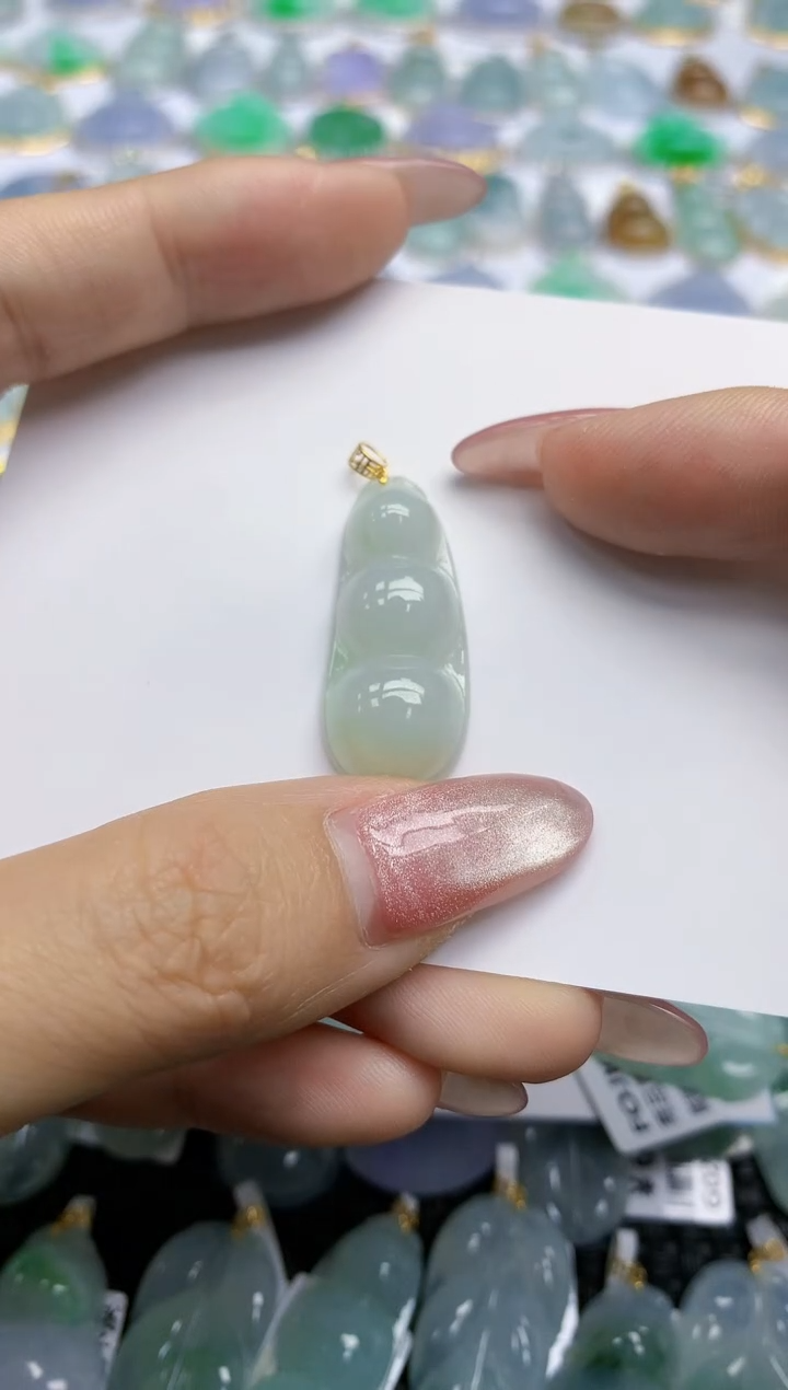 【闪购商品】翡翠挂件18K金镶嵌天然翡翠A货