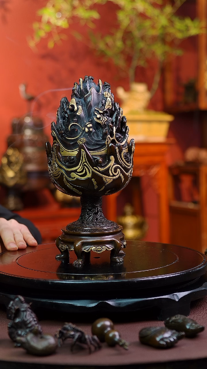 【闪购商品】带底座博山熏香炉          