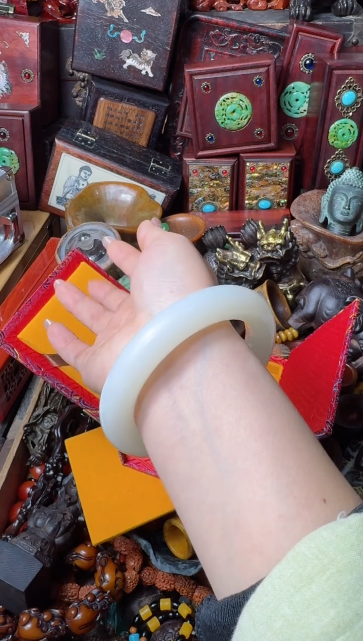 【闪购商品】和田玉（白玉）把件未镶嵌手镯