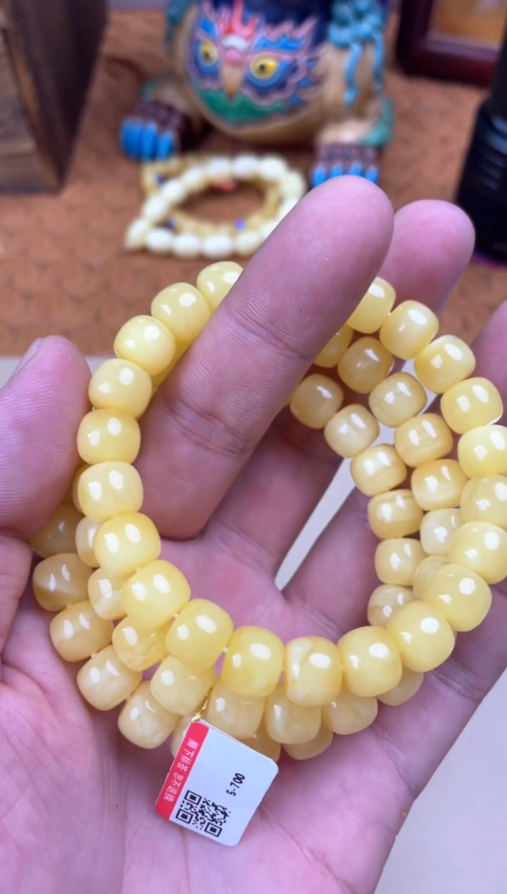 裸石蜜蜡未镶嵌WML5008瑕疵多样性发其中一件