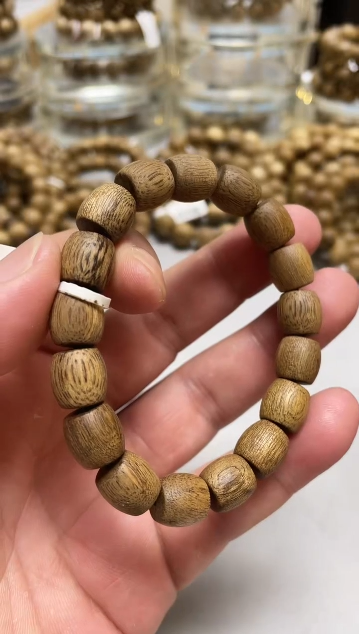 【闪购商品】沉香手串菩萨棋老型单圈1.1多样性发其一