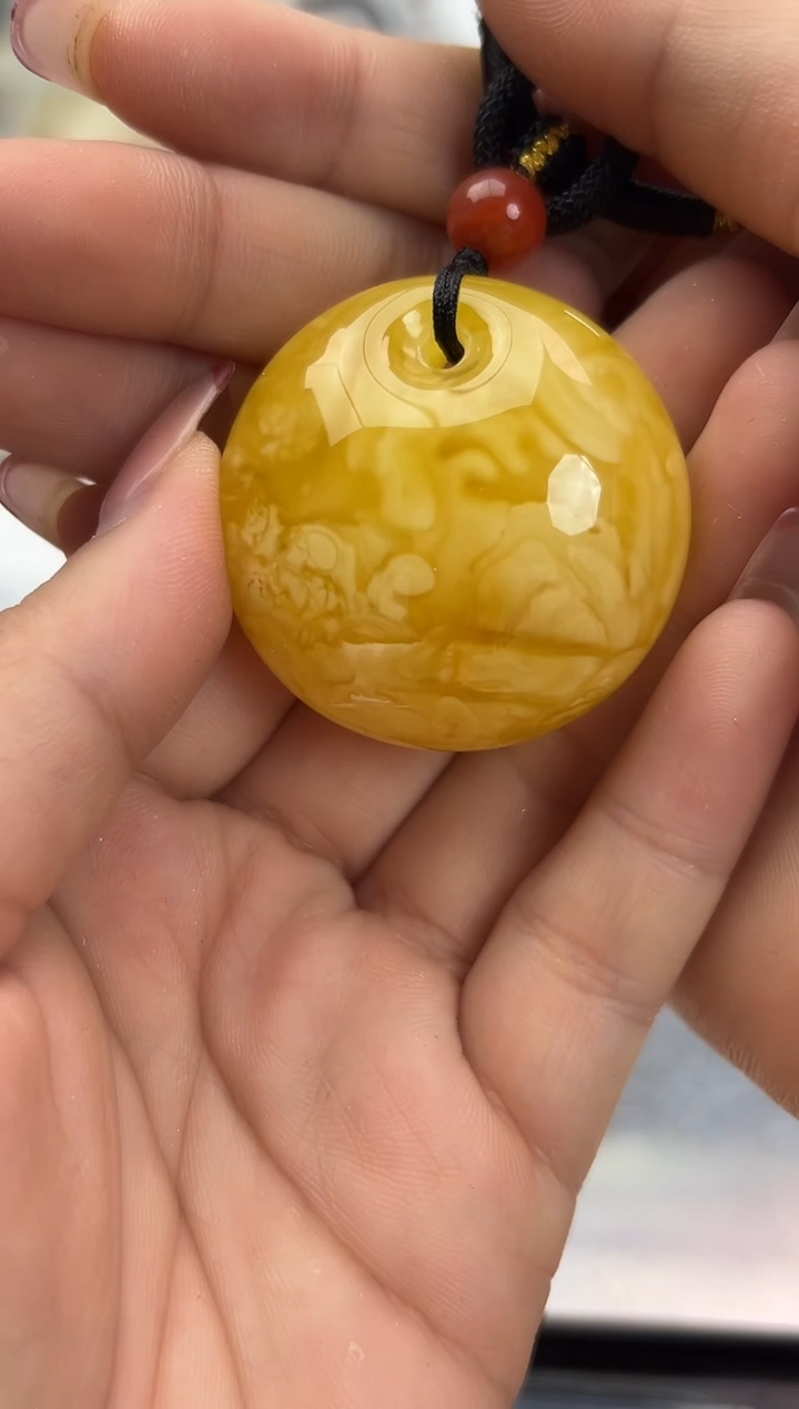 【闪购商品】琥珀裸石未镶嵌蜜蜡吊坠
