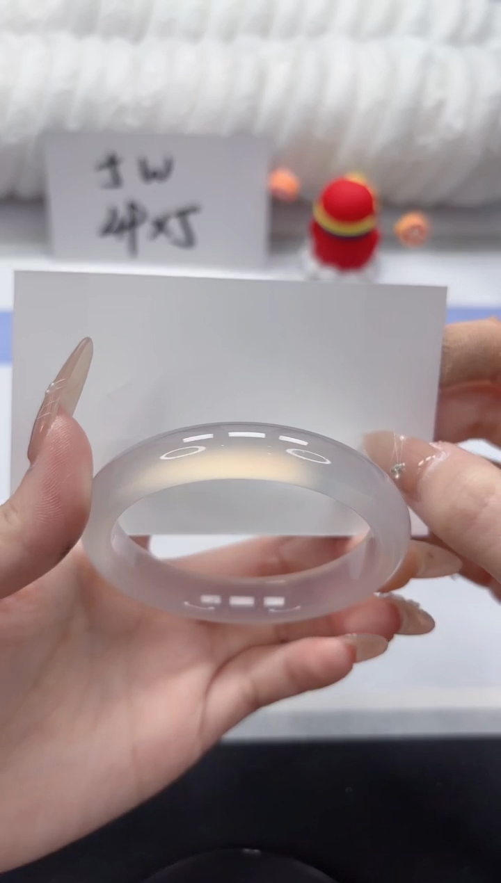 石英质玉未镶嵌手镯A386-56.4