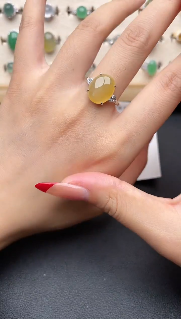 【闪购商品】翡翠戒指银S925镶嵌一物一证一礼盒