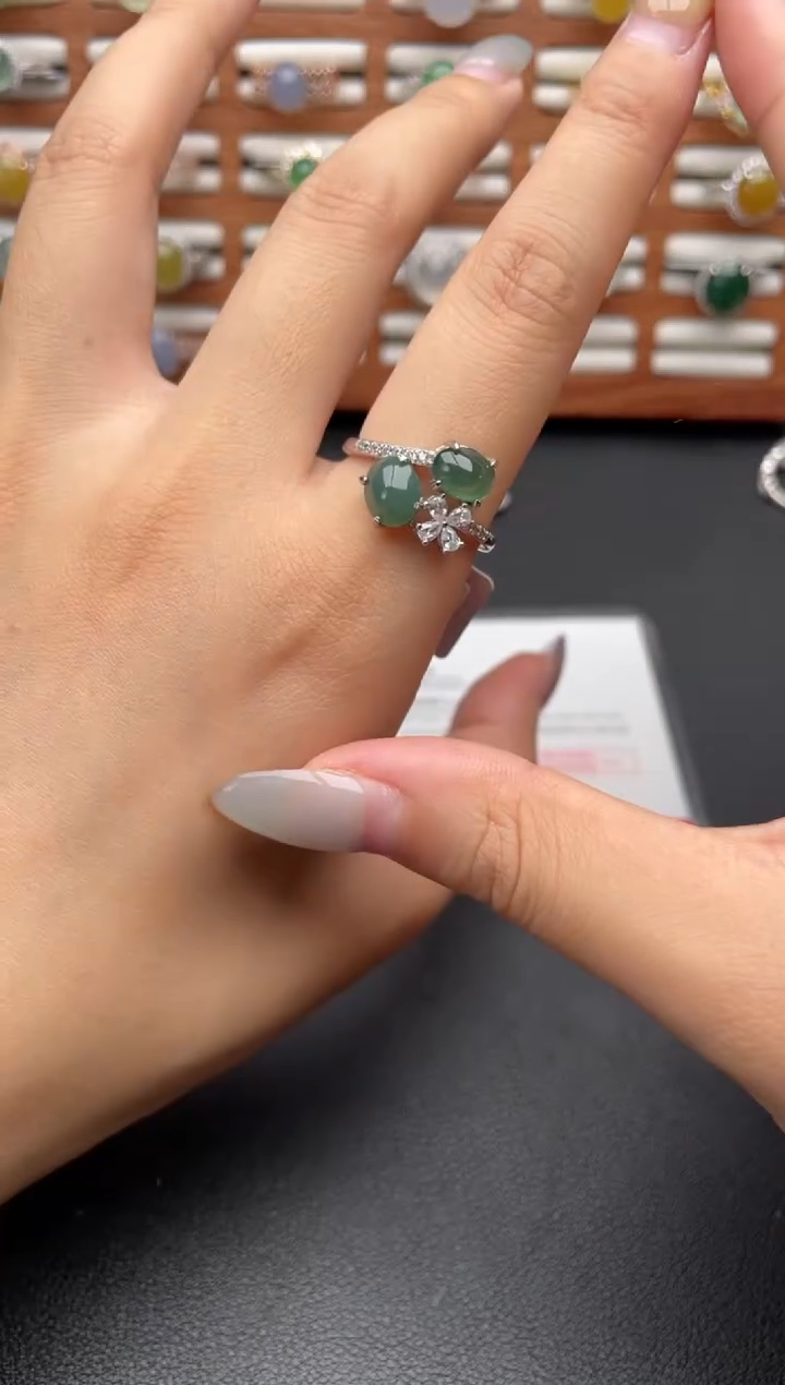 翡翠戒指银S925镶嵌一物一证一礼盒