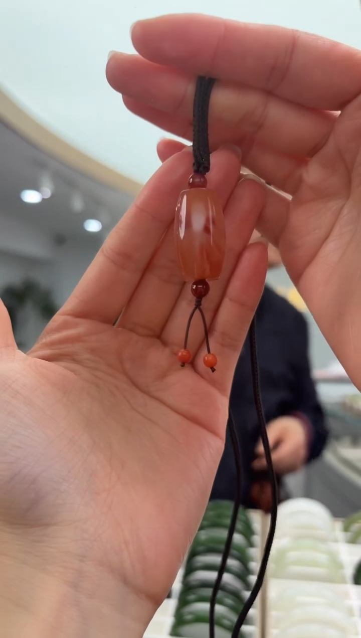 未镶嵌南红玛瑙挂件25