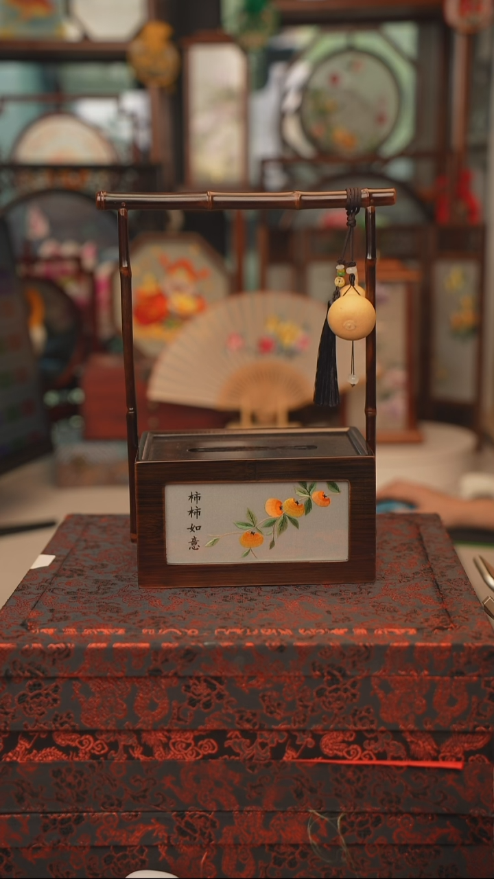 扇子纸巾盒 紫竹手柄 宽度18CM 高度30CM