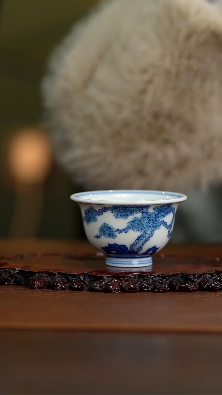 压手杯线上专享青松雅韵压手杯