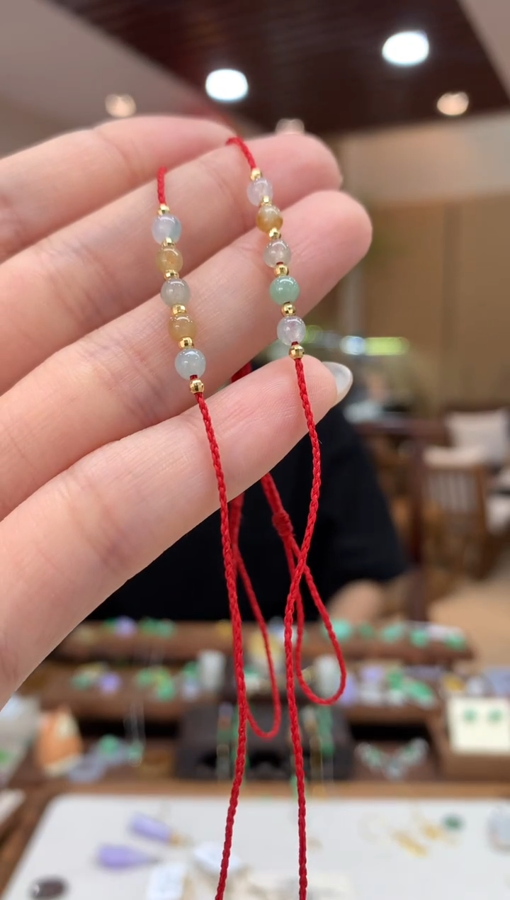 18K金镶嵌手绳翡翠手绳