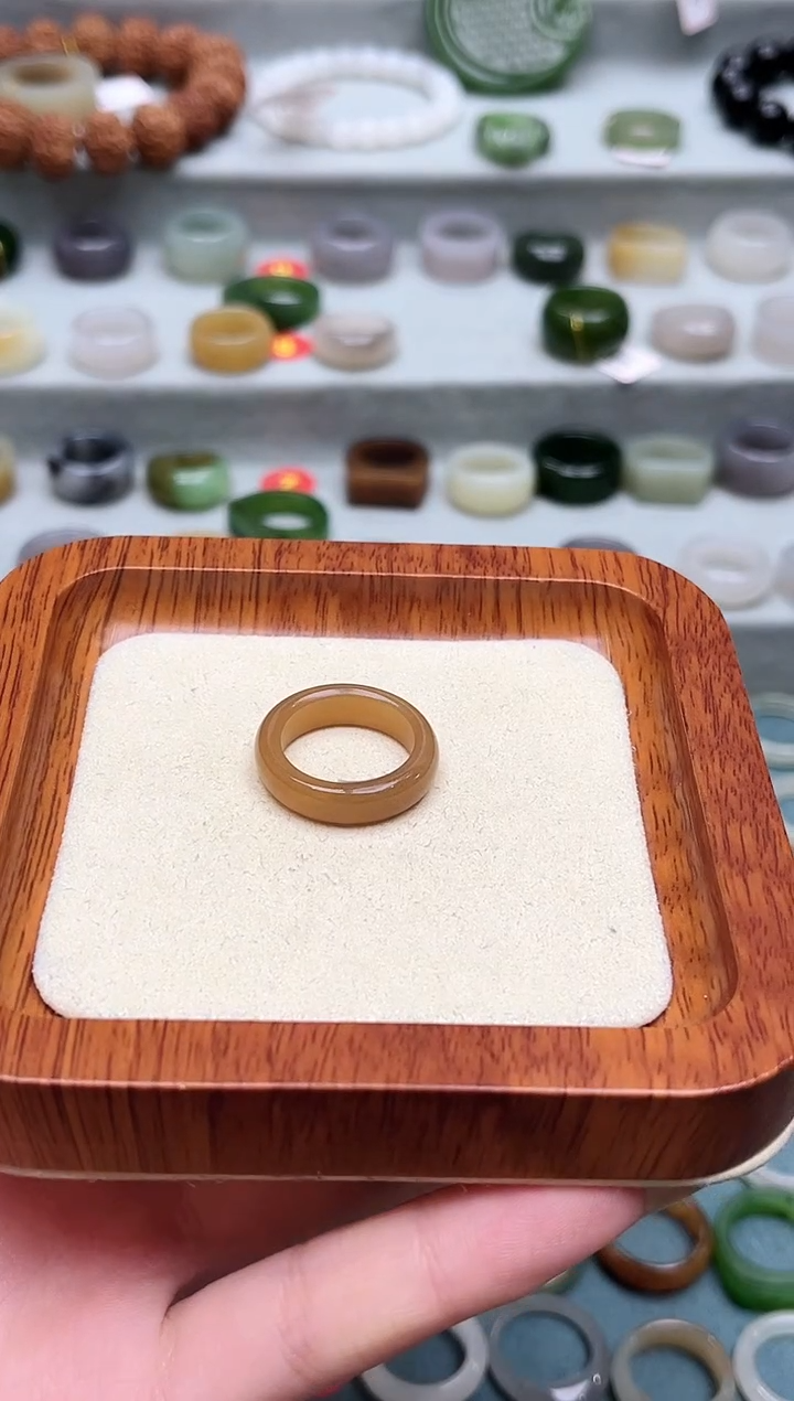 【闪购商品】和田玉戒指未镶嵌14号