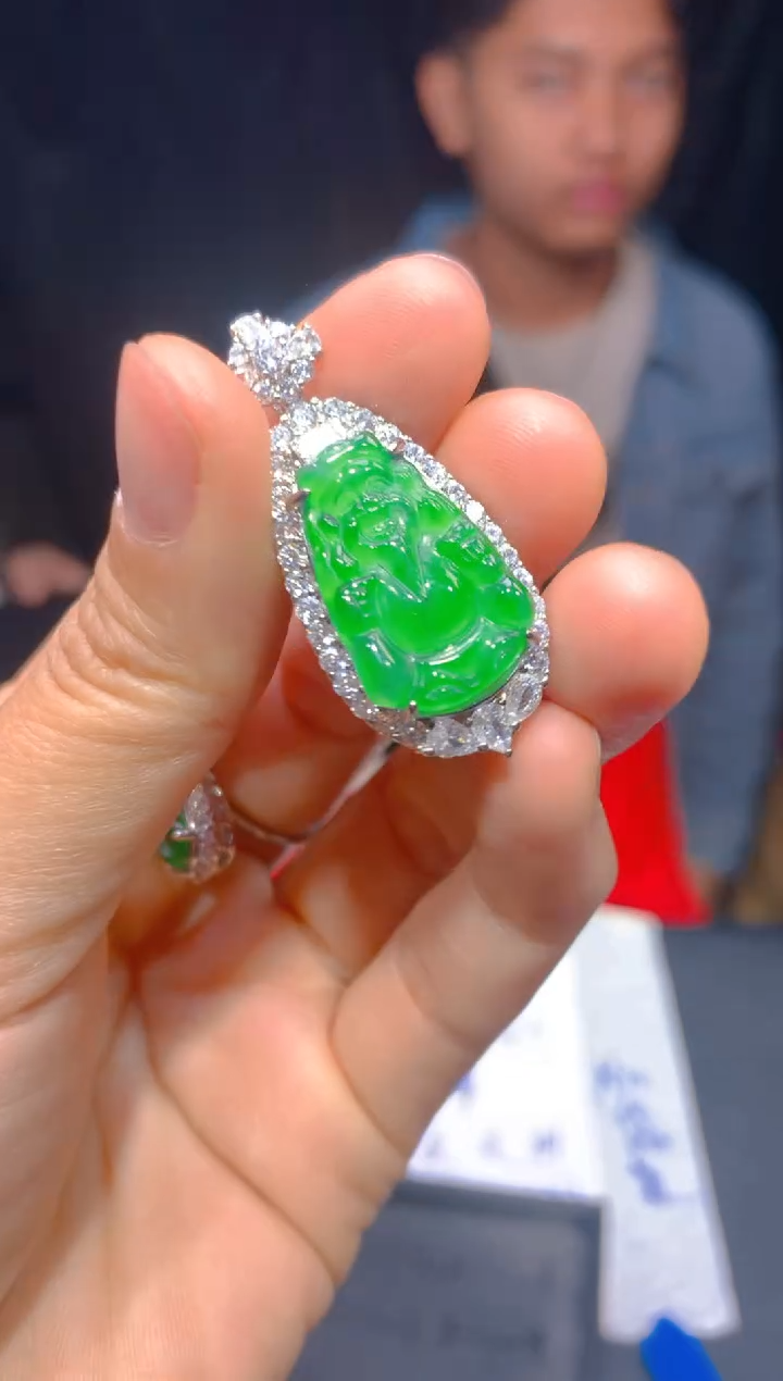 【闪购商品】定制翡翠未镶嵌42多样性发货（发其一）