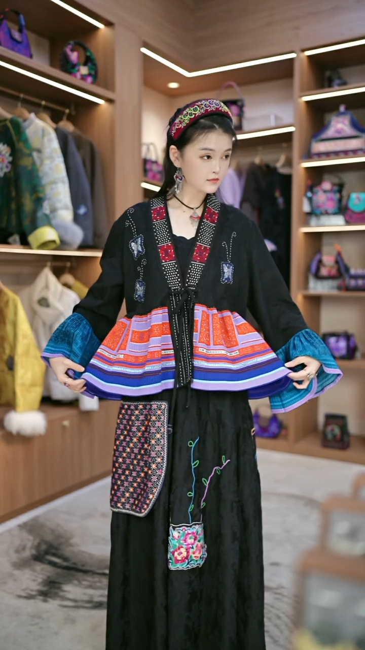 织绣L688 黔东南苗族刺绣    上衣