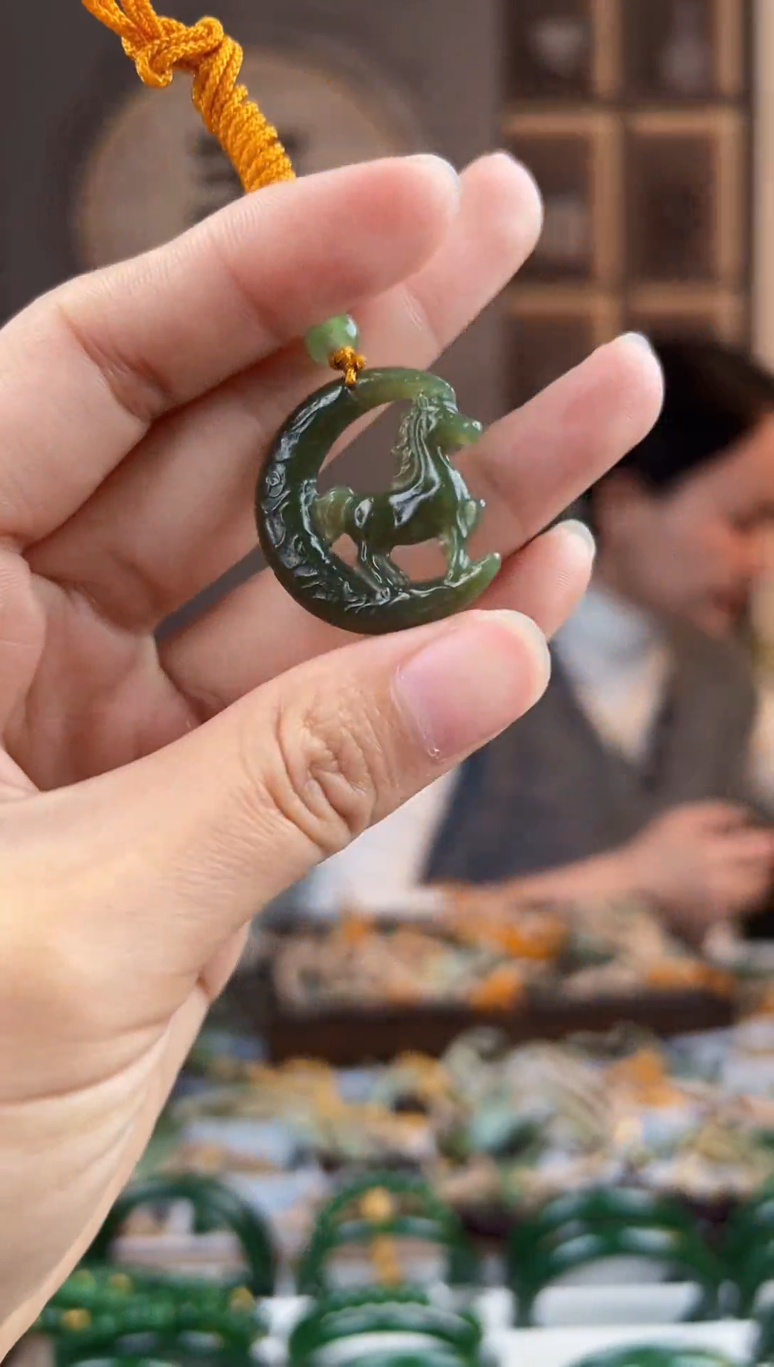 颈饰未镶嵌和田玉拍一发一，拍一发一