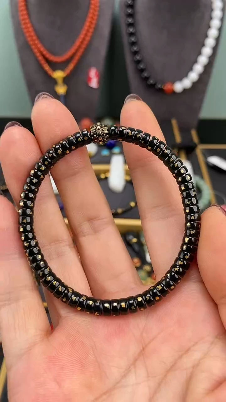 【闪购商品】和田玉-未镶嵌5mm黑青繁花药片素手串