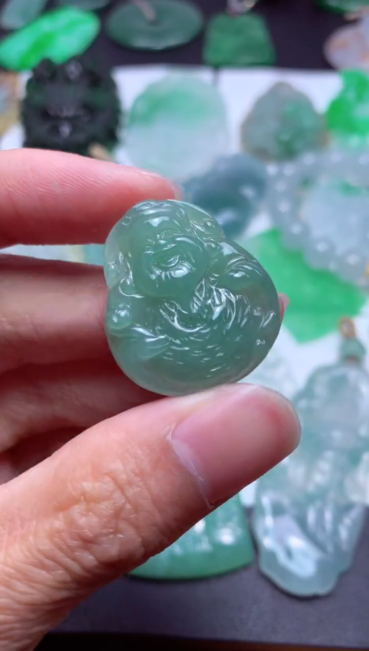 【闪购商品】翡翠颈饰未镶嵌天然翡翠