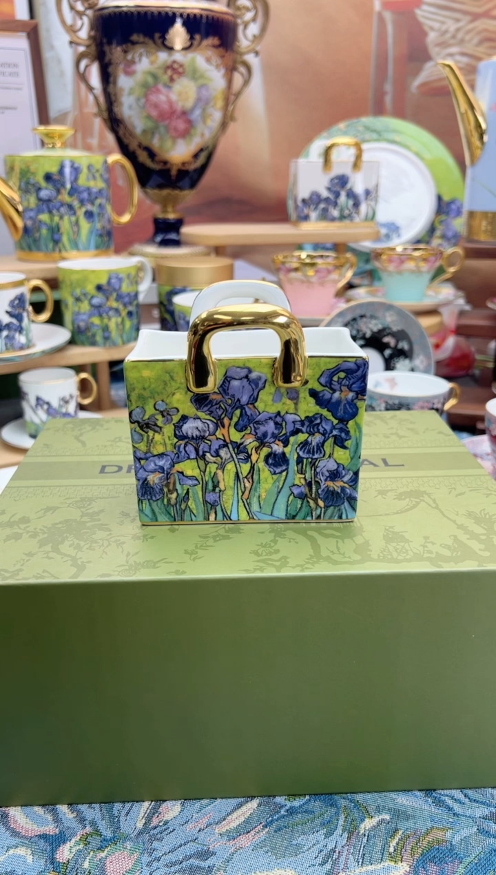 瓷片自然写生鸢尾花手提包