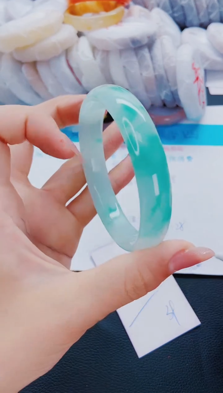 石英质玉手镯未镶嵌L232-62-33