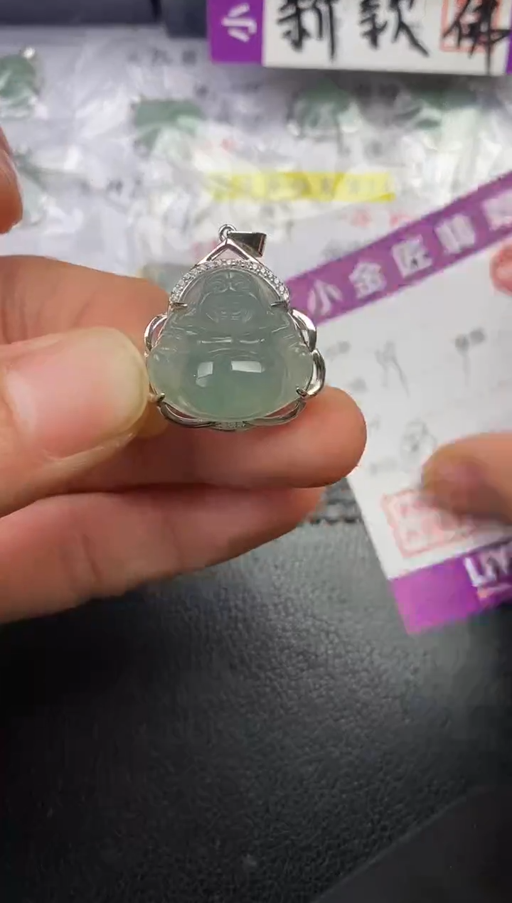 颈饰银S925镶嵌翡翠百*哥挂件