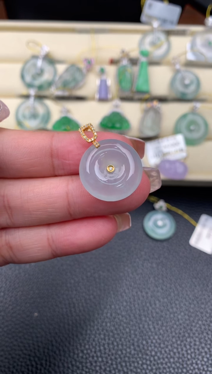 【闪购商品】翡翠颈饰18K金镶嵌D773......