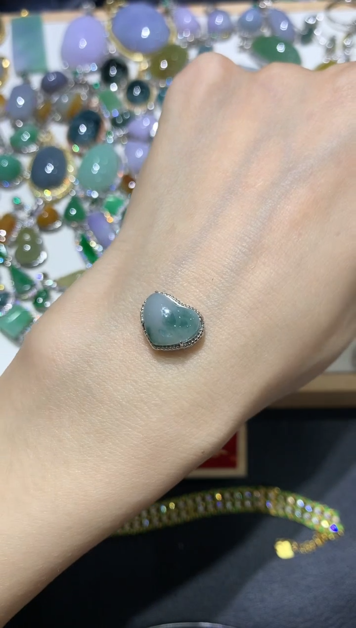 【闪购商品】翡翠吊坠(不含链)银S925镶嵌团购66