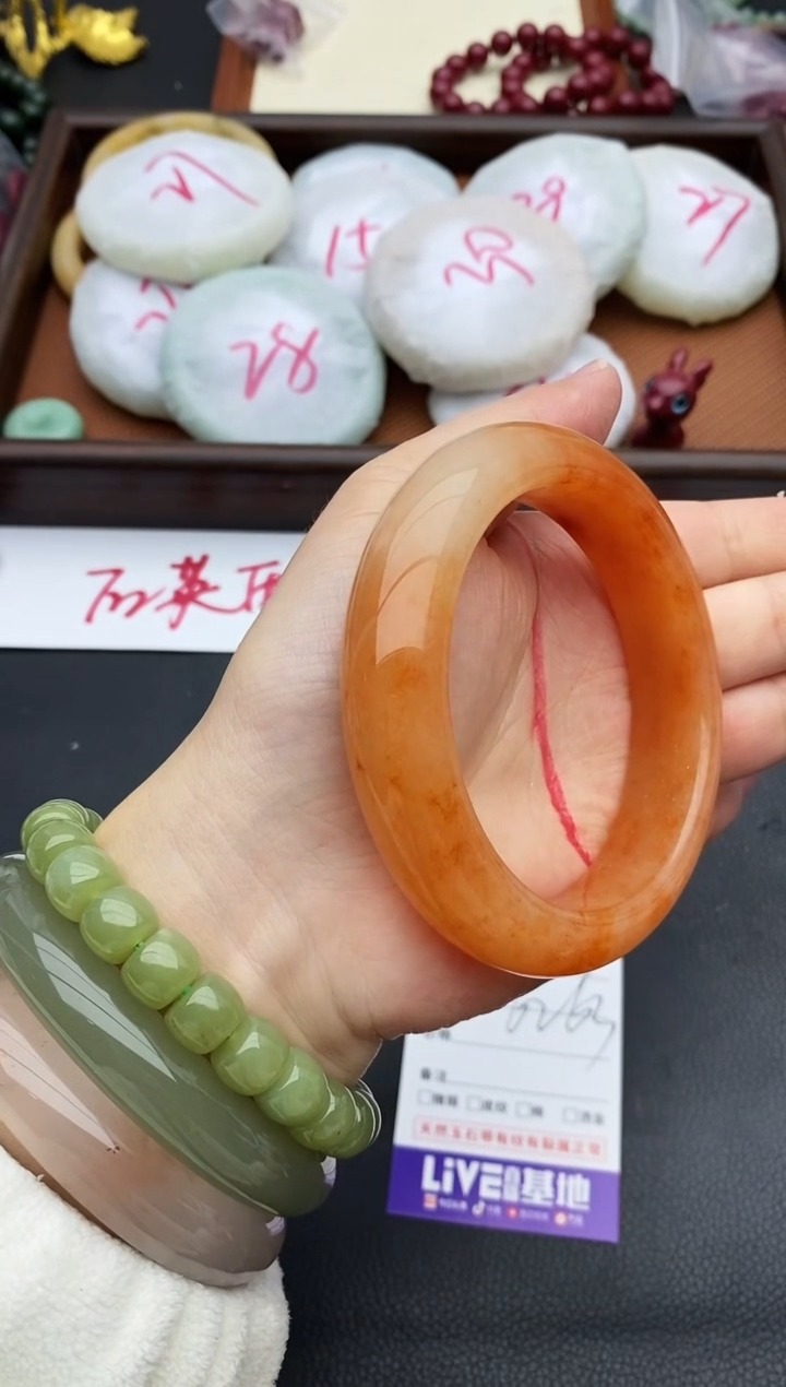 未镶嵌手镯石英质玉117+62/63