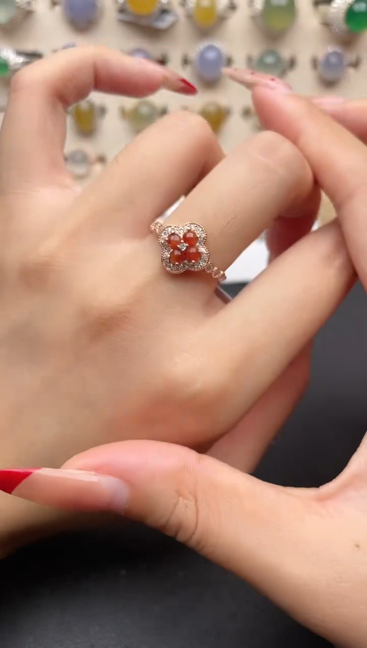 【闪购商品】翡翠戒指银S925镶嵌一物一证一礼盒