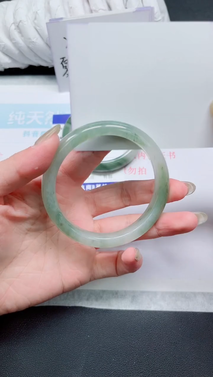 石英质玉未镶嵌手镯274