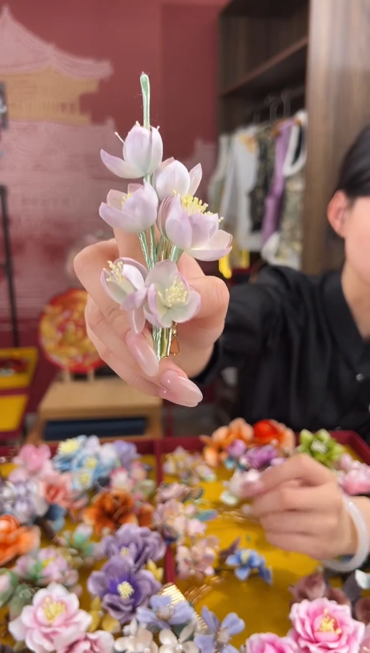 【闪购商品】刺绣非遗绒花（发饰）