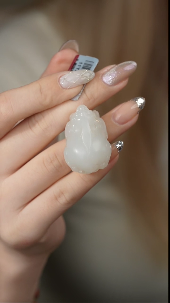 【闪购商品】和田玉雕刻件未镶嵌P10（多样性发一件）