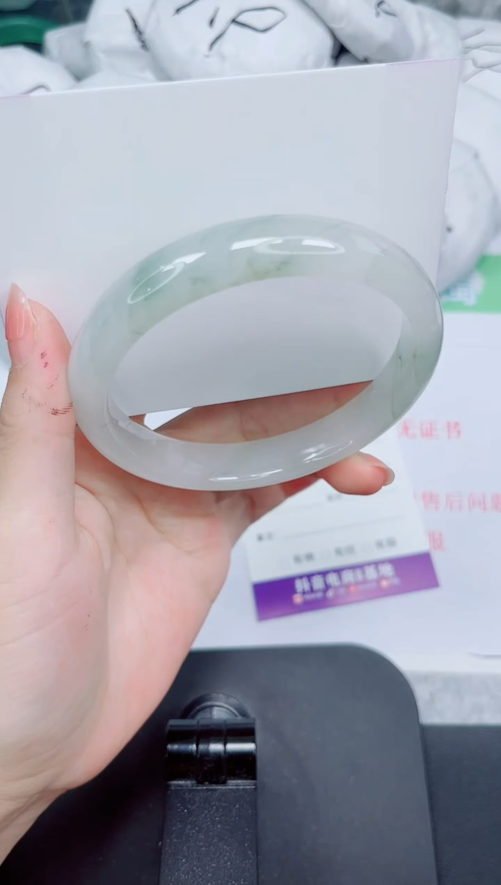 石英质玉手镯未镶嵌40-65