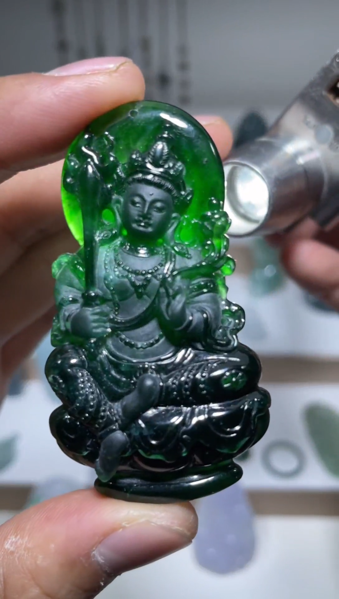 颈饰未镶嵌翡翠天然翡翠1