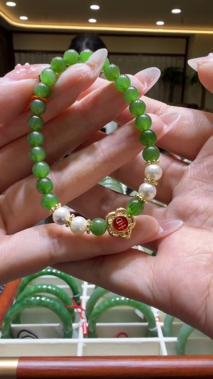 颈饰未镶嵌和田玉手串 6