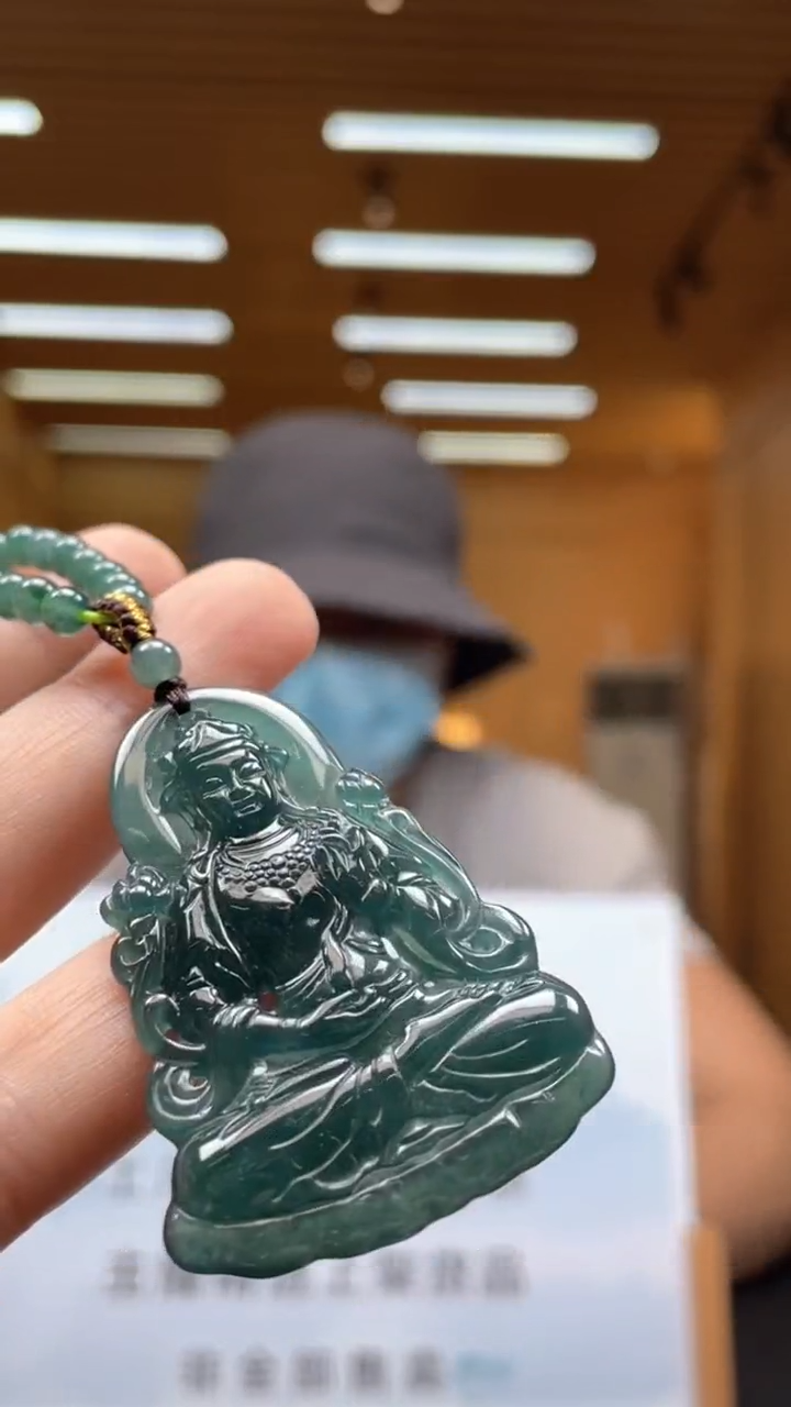 翡翠未镶嵌颈饰*********644