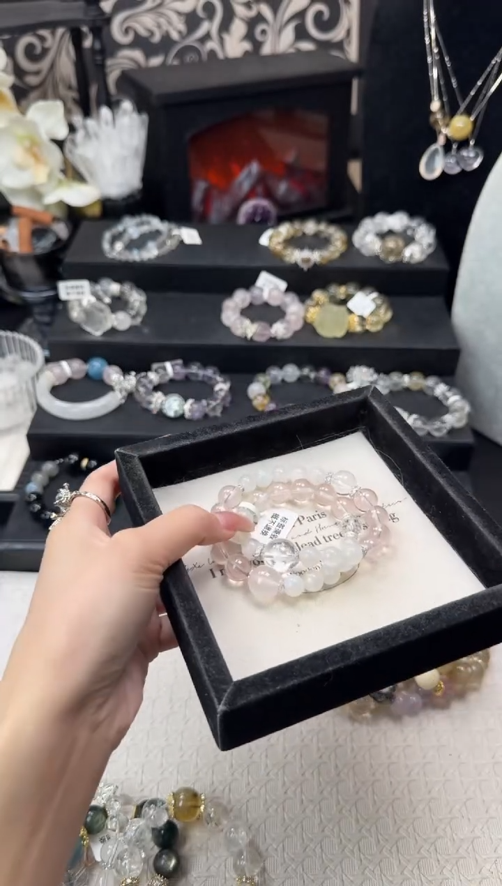 水晶手链未镶嵌A****女天然水晶 多样性发其一