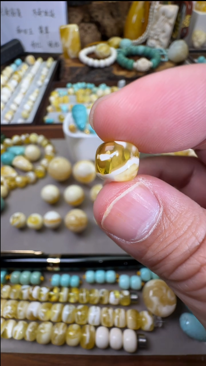 【闪购商品】琥珀手链未镶嵌天然蜜蜡金瓷白单珠老型珠9.5mm