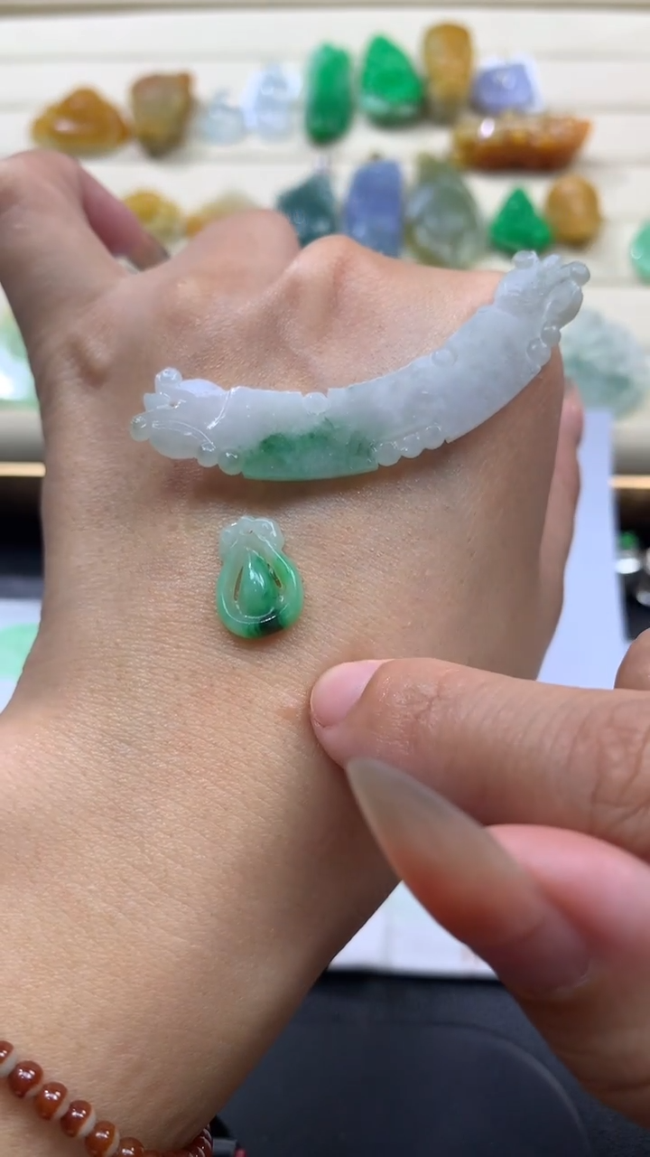 【闪购商品】定制翡翠未镶嵌翡翠