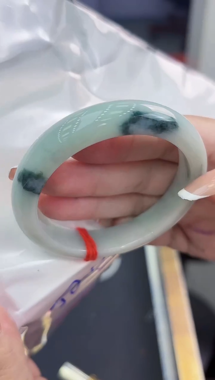 【闪购商品】翡翠手镯未镶嵌翡翠手镯