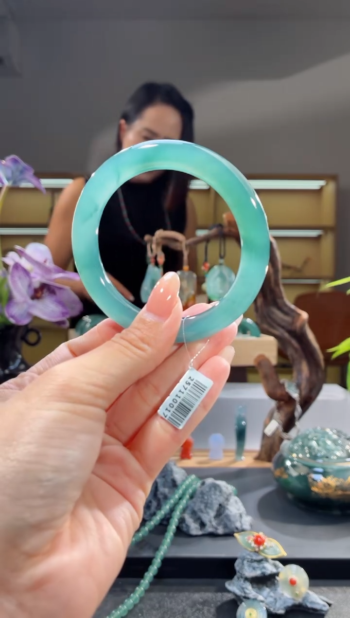 未镶嵌手镯翡翠53.7圈