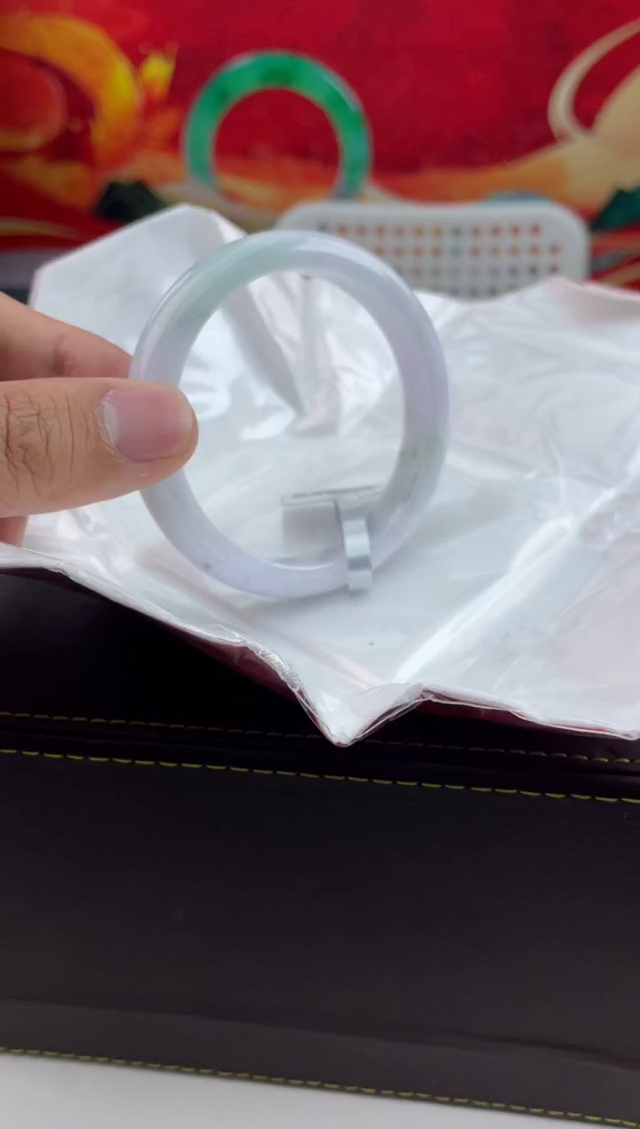 【闪购商品】翡翠手镯未镶嵌翡翠手镯（微瑕）10