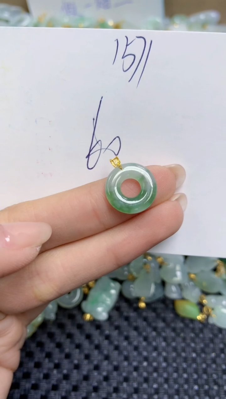 【闪购商品】翡翠颈饰18K金镶嵌天然缅甸A货翡翠