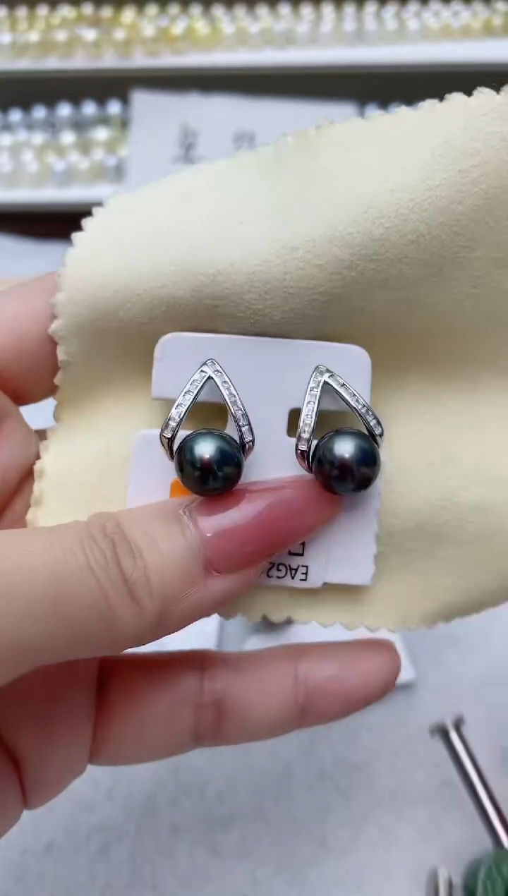 【闪购商品】海水珍珠耳饰银S925镶嵌A61