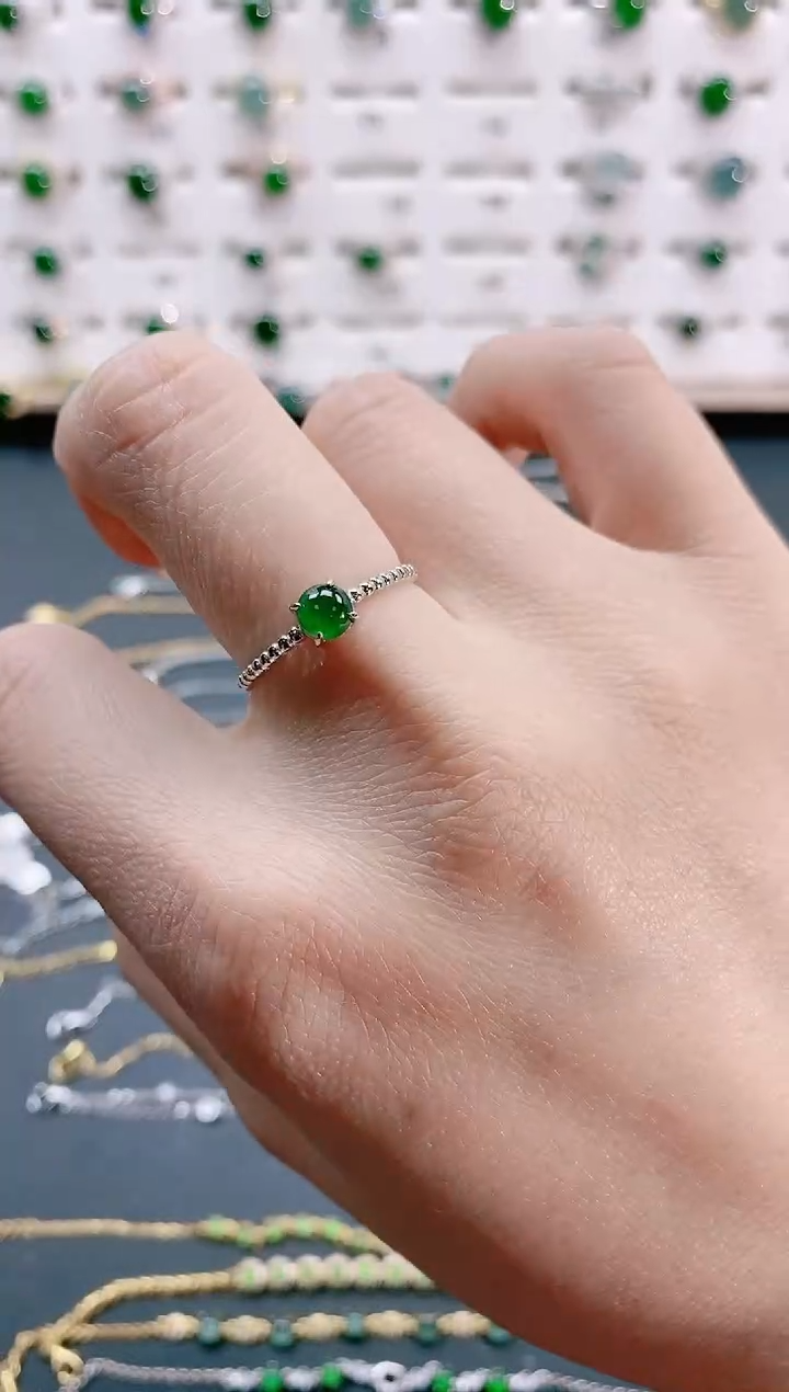 【闪购商品】翡翠戒指银S925镶嵌天然翡翠